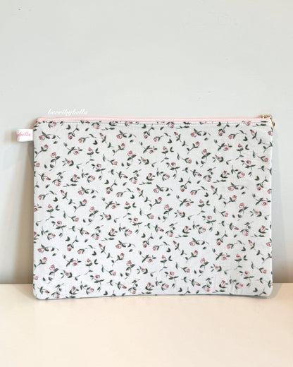 Dreamy Rose Laptop Sleeve